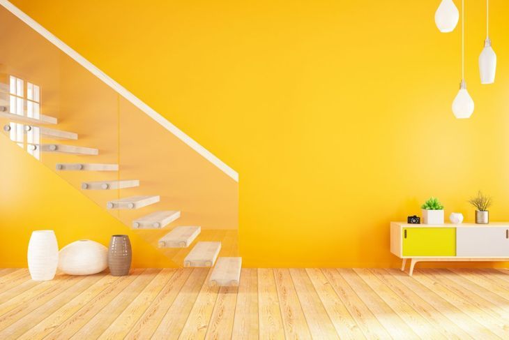 オレンジ色の壁