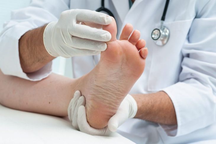 лекар повдига ноктите на краката перорални антибиотици