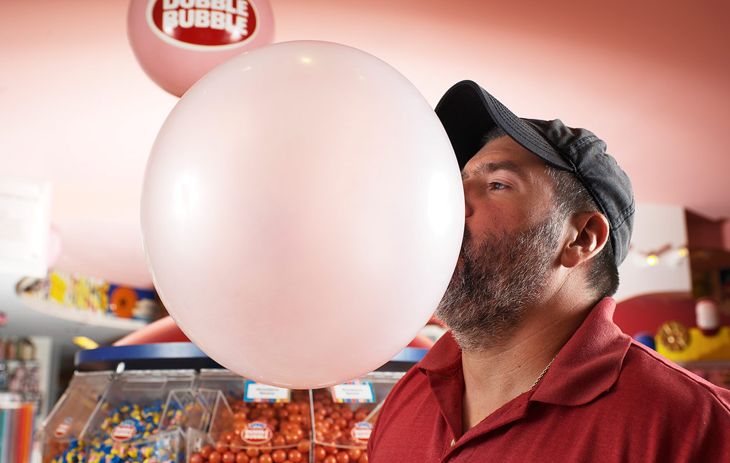 Най-големият издухан балон от дъвка