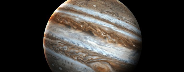 Колко луни има Юпитер?