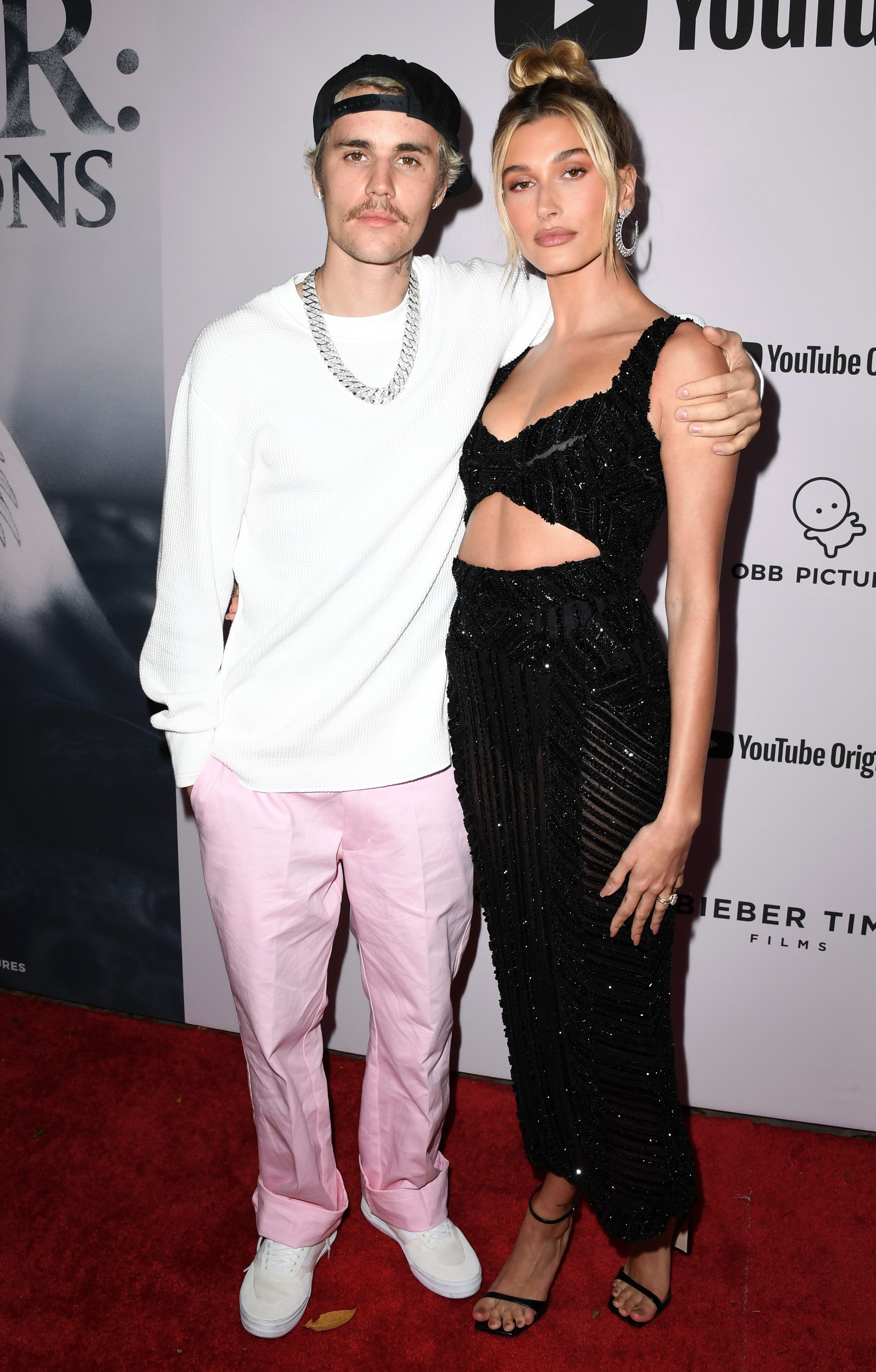 Justin in Hailey Bieber kupita dvorec Beverly Hills za 26 milijonov dolarjev